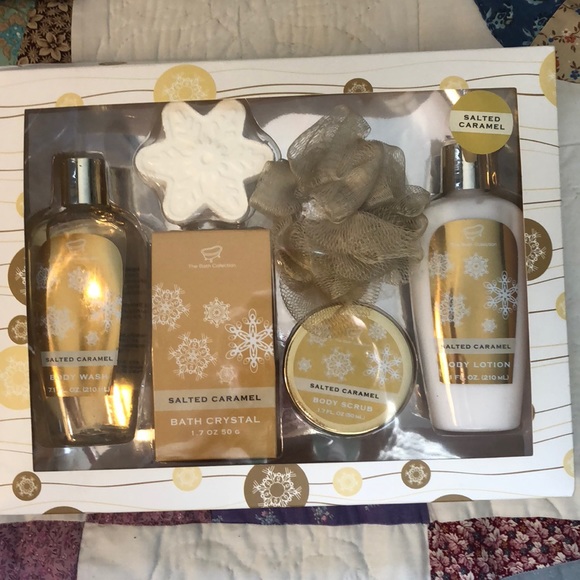 Body Set Buy 2 For 2500